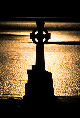Celtic Cross Silouette